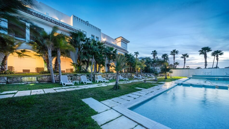 Luxury Hotels in Morocco: Elegance and Comfort at Mnar Castle