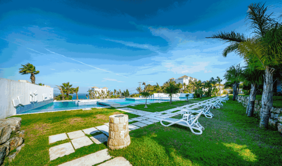 Top 10 Luxury Travel Companies for an Exclusive Moroccan Experience