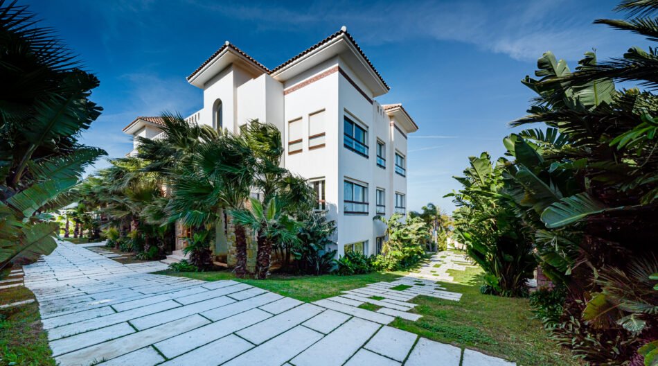 Hotel pas chere à Tanger – Luxe abordable au Mnar Castle