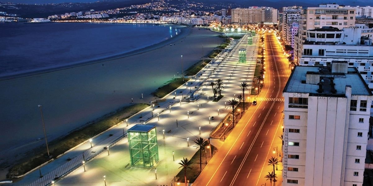 Tanger Plage : Vacances de rêve sur la côte nord du Maroc