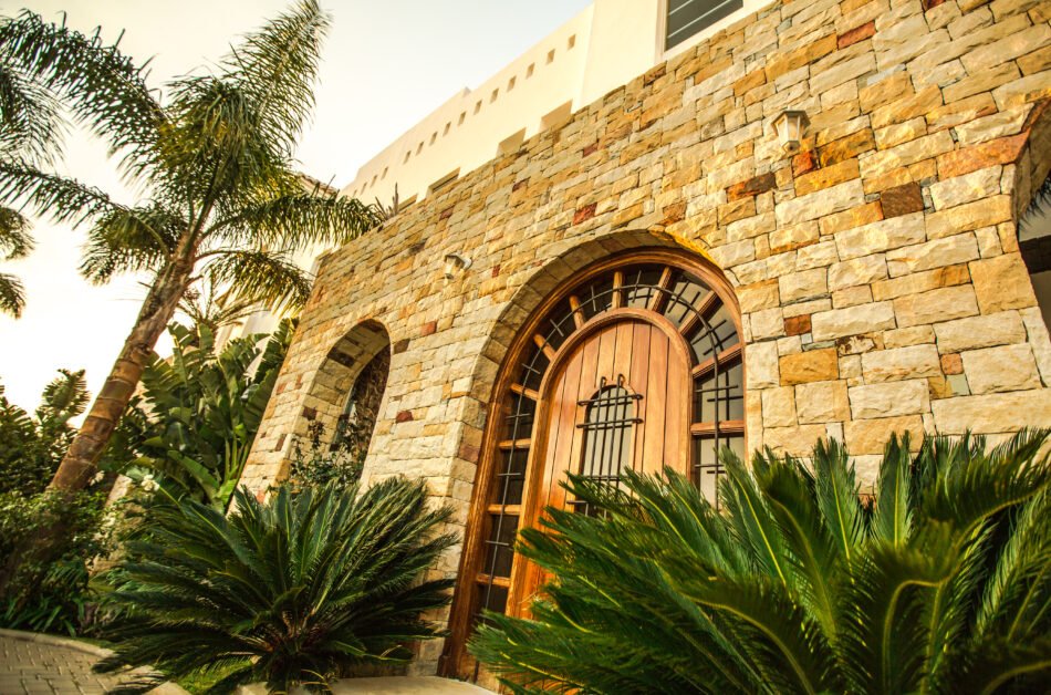 Réservation d’hôtel à Tanger | Luxe et confort au Mnar Castle