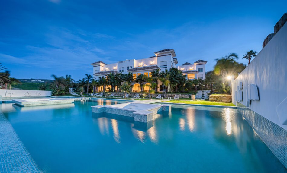 maroc hotel luxe : séjour inoubliable au Mnar Castle à Tanger