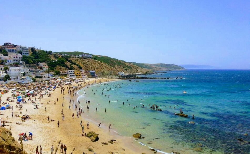 Playa Blanca Marruecos: El Paraíso Secreto del Turismo Costero en el Sur de Marruecos