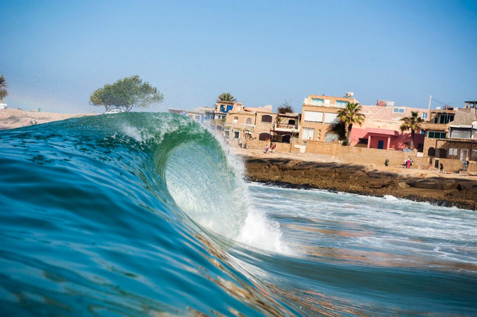 Surf au Maroc : Les Meilleures Destinations pour les Amateurs