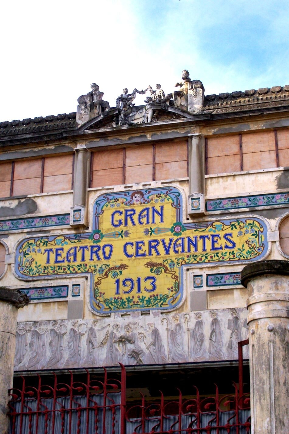 Teatro Cervantes Tanger: Cultura, Historia y Turismo en Marruecos
