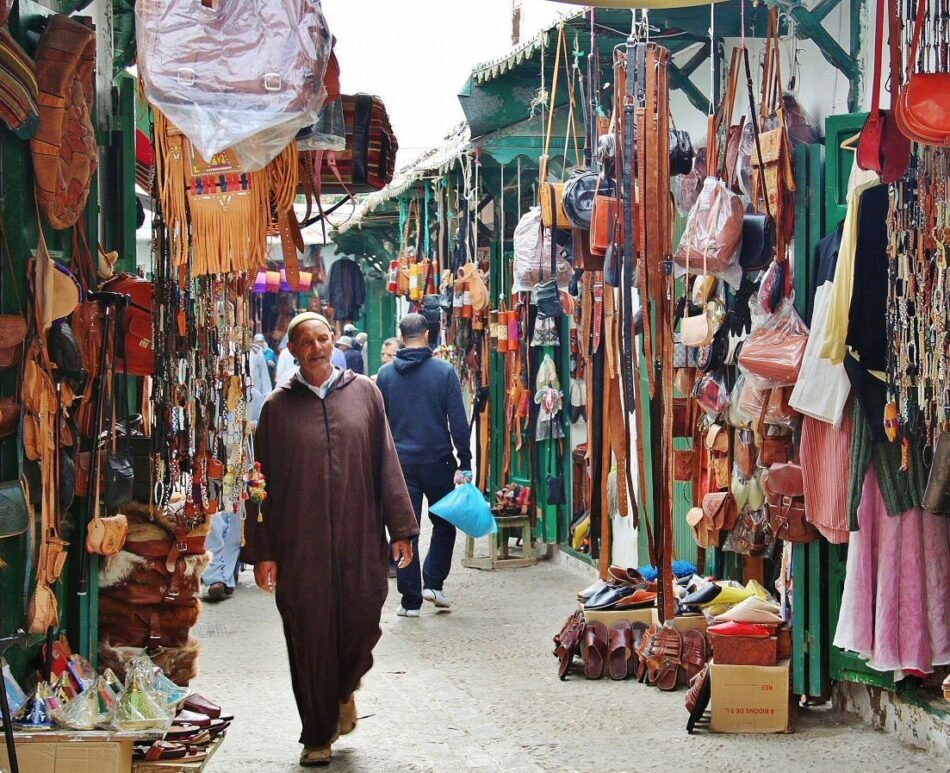Medina Tetuan: Una Experiencia Auténtica en el Corazón del Turismo en Marruecos